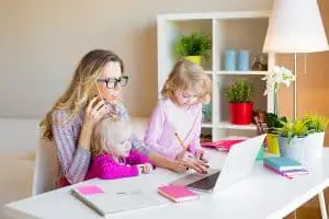 Read more about the article 10 + Time Management Tips For Working Mums